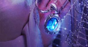 Die Schicksalsknüpferin: Das Blaue Amulett