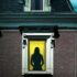 Die Frau im Fenster gegenüber